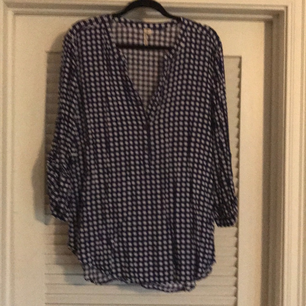 Checked 3/4 sleeve top XL